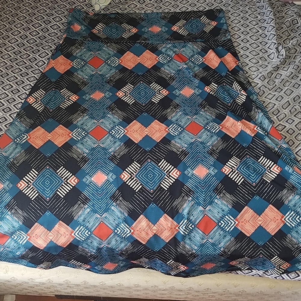 XL Lularoe Azure Skirt